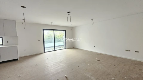 Apartamento T2 para Venda em Esgueira