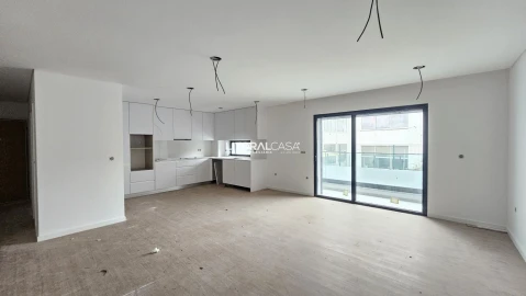 Apartamento T2 para Venda em Esgueira