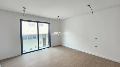 Apartamento T2 para Venda em Esgueira