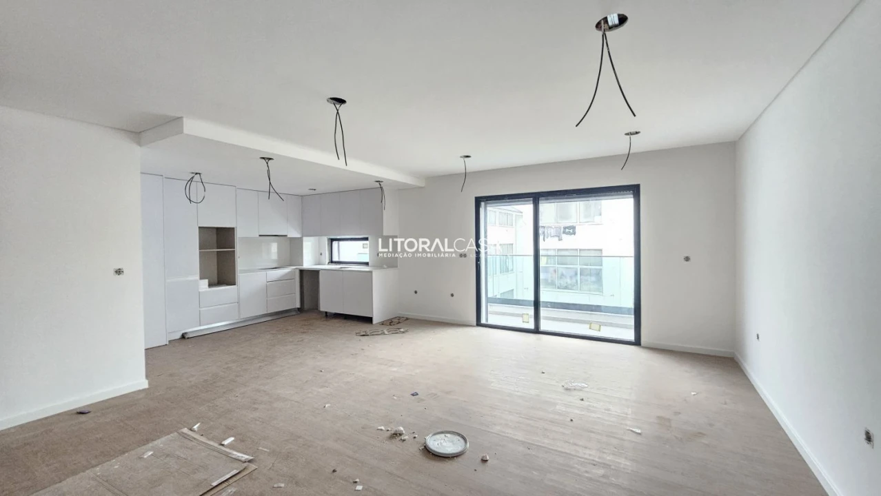 Apartamento T2 para Venda em Esgueira Foto 4