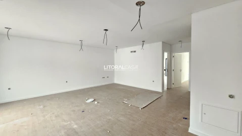Apartamento T2 para Venda em Esgueira