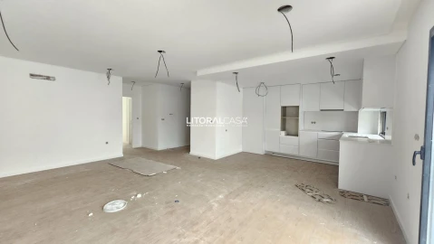 Apartamento T2 para Venda em Esgueira