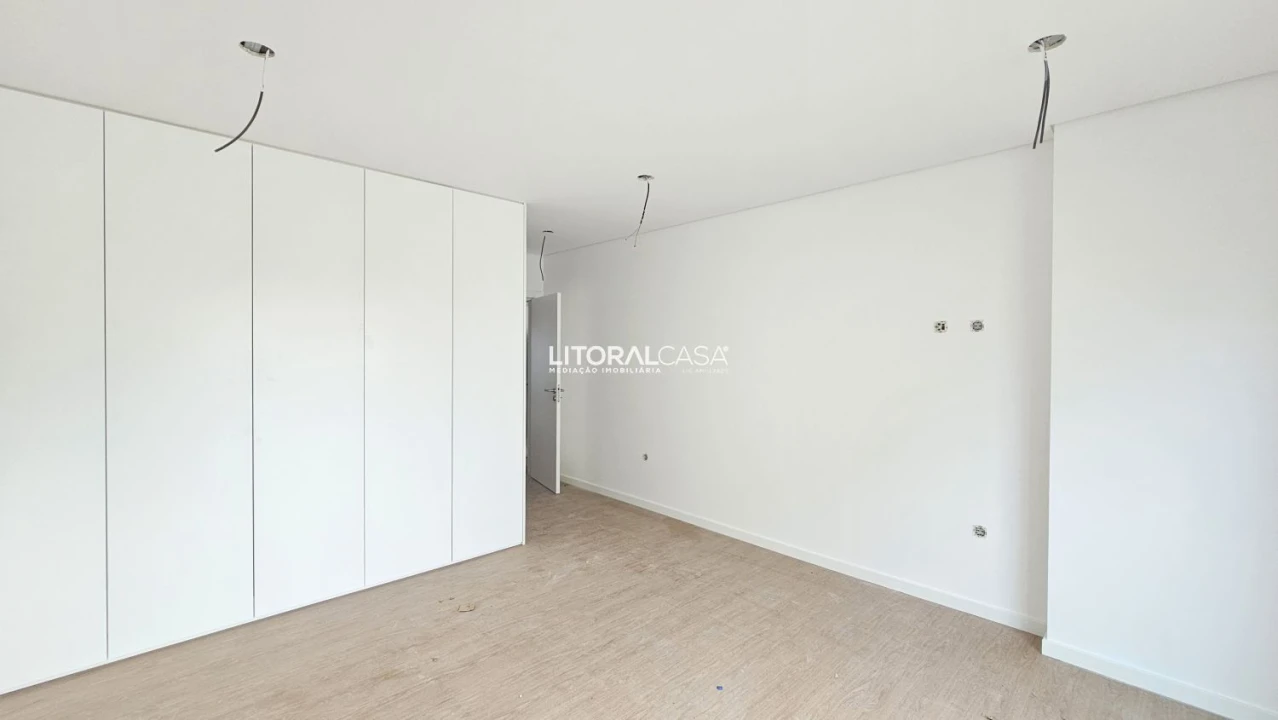 Apartamento T2 para Venda em Esgueira Foto 9