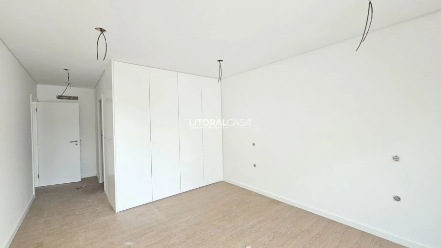 Apartamento T2 para Venda em Esgueira Foto 11
