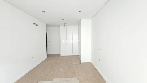 Apartamento T3 para Venda em Esgueira