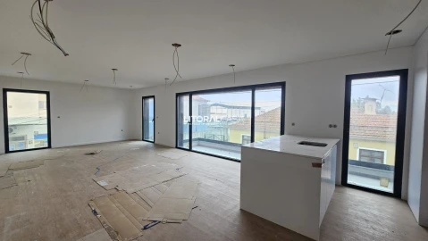 Apartamento T3 para Venda em Esgueira