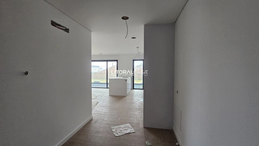 Apartamento T3 para Venda em Esgueira Foto 3