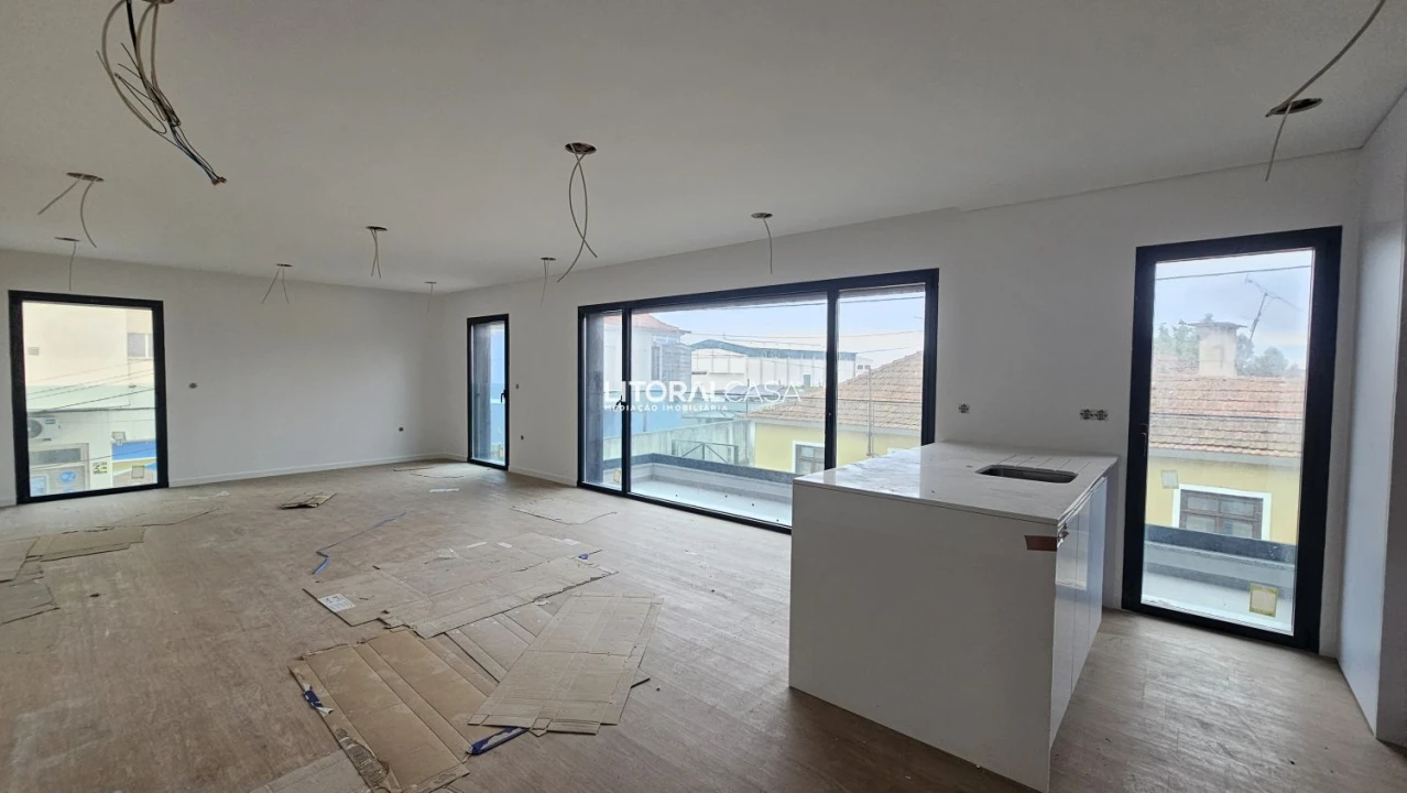 Apartamento T3 para Venda em Esgueira Foto 5