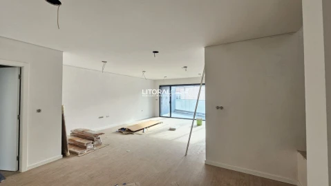 Apartamento T3 para Venda em Esgueira