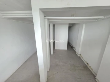 Loja para Arrendamento em Esgueira