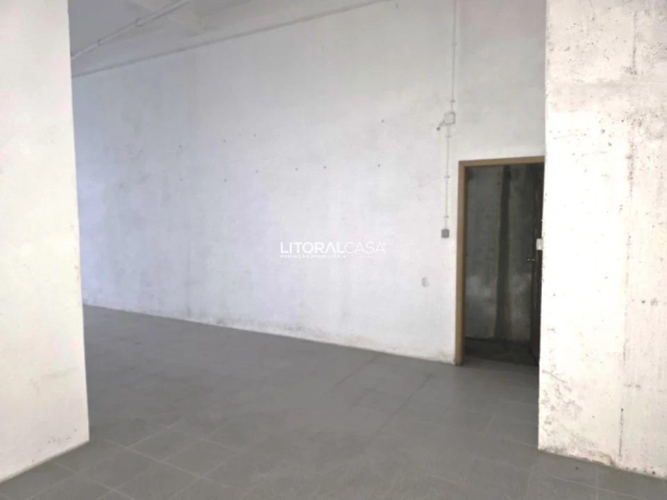 Loja para Arrendamento em Esgueira Foto 21