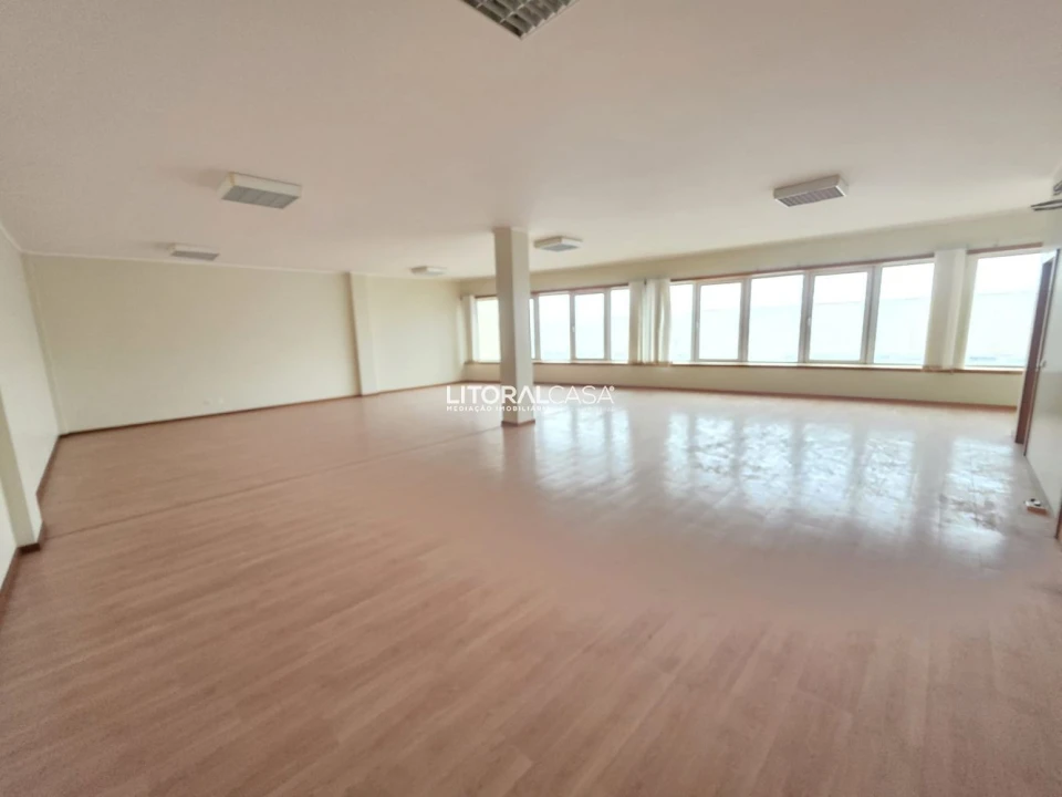 Loja para Arrendamento em Gafanha da Nazaré Foto 6