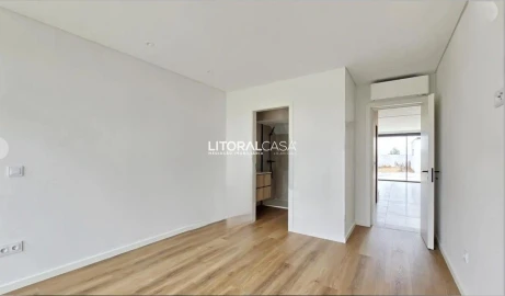 Moradia T4 para Venda em Aradas