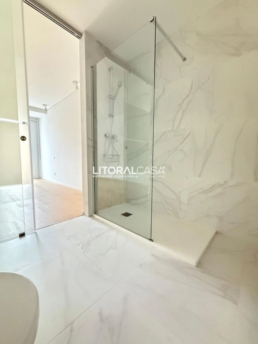 Apartamento T2 para Venda em Gafanha da Nazaré Foto 8