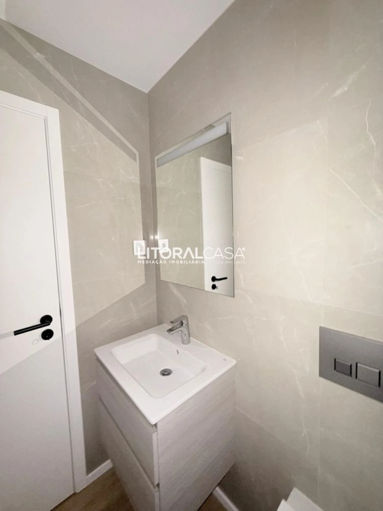 Apartamento T2 para Venda em Gafanha da Nazaré Foto 23