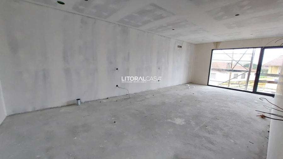 Moradia T4 para Venda em Gafanha da Encarnação Foto 13