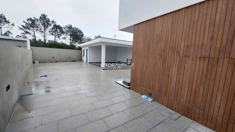 Moradia T4 para Venda em Gafanha da Encarnação Foto 21