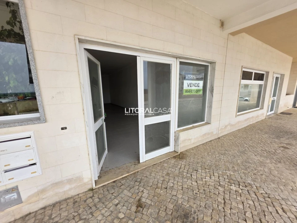 Loja para Arrendamento em Azambuja Foto 3