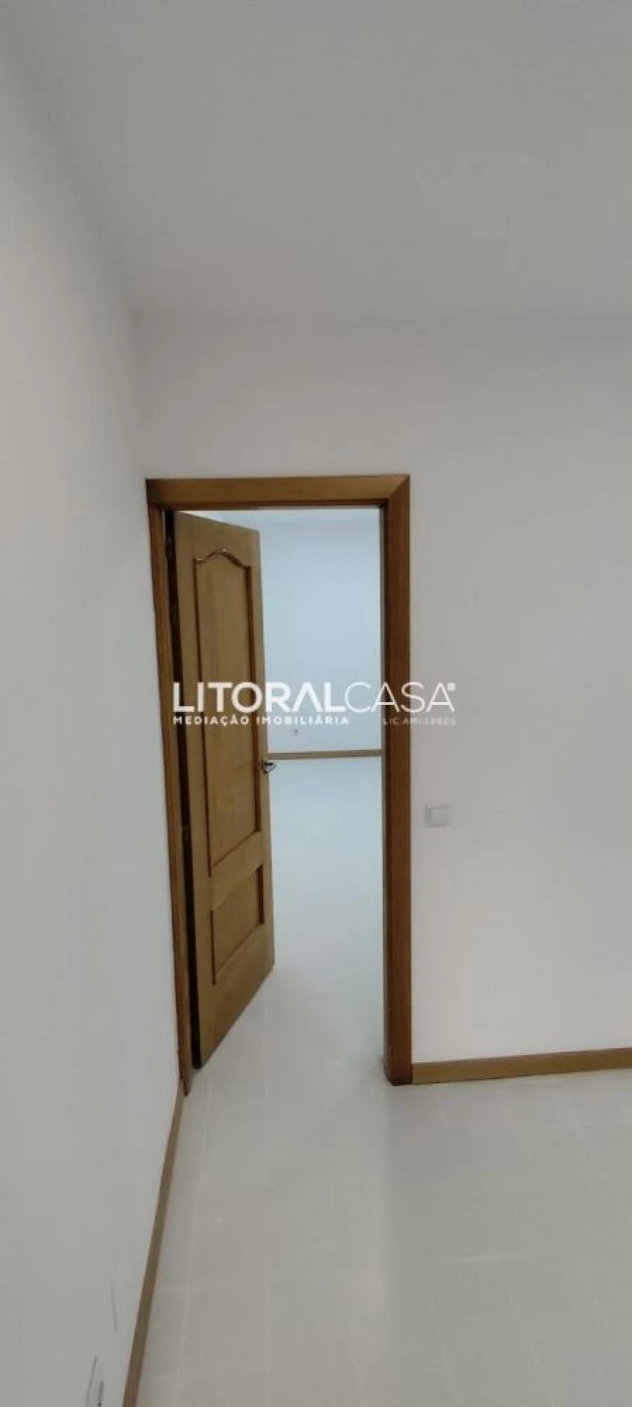 Apartamento T1 para Venda em Santa Comba Dão e Couto do Mosteiro Foto 12