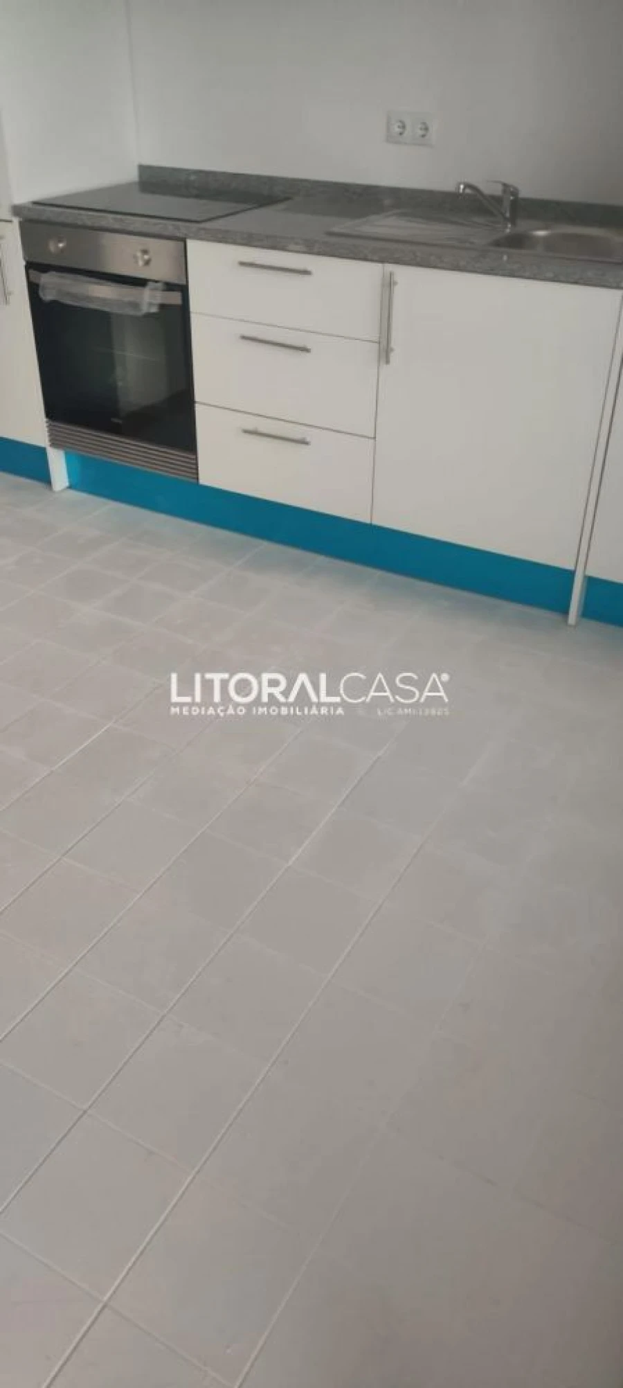 Apartamento T1 para Venda em Santa Comba Dão e Couto do Mosteiro Foto 3