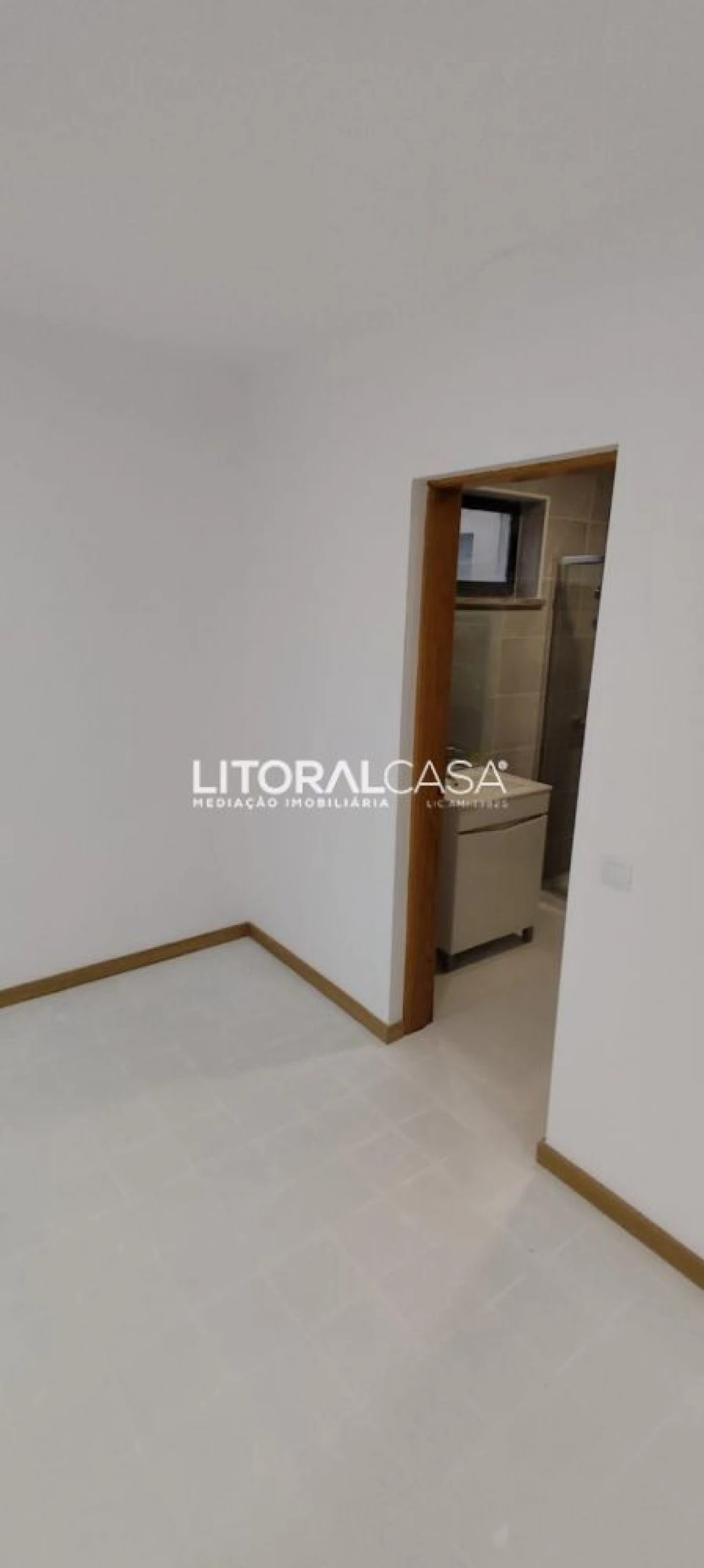 Apartamento T1 para Venda em Santa Comba Dão e Couto do Mosteiro Foto 11