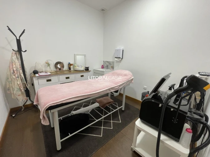 Loja para Trespasse em Aradas Foto 7