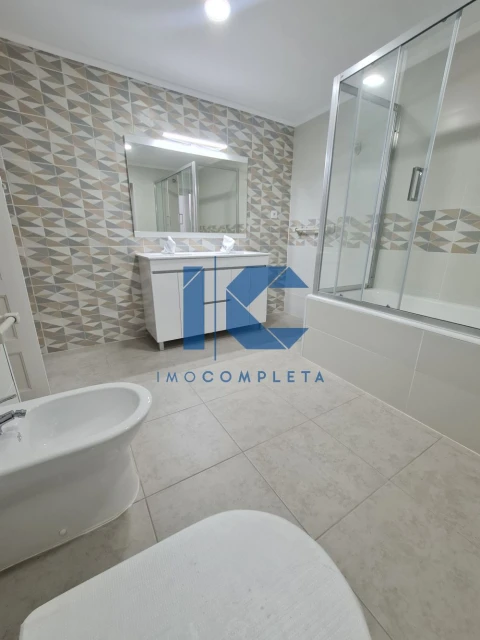 Moradia T5 para Venda em Trofa, Segadães e Lamas do Vouga