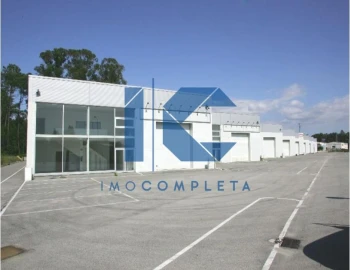 Loja para Arrendamento em Travassô e Óis da Ribeira