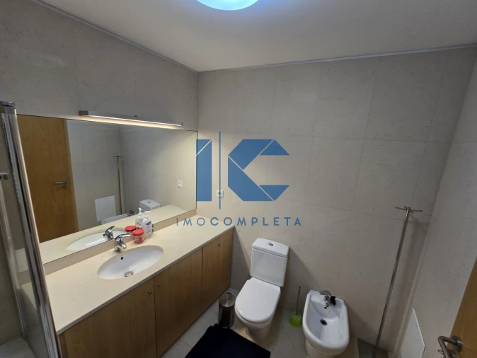 Apartamento T6 para Venda em Viseu Foto 10