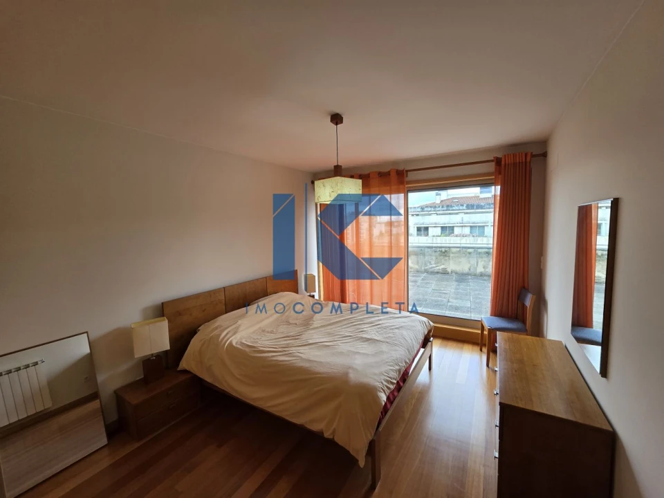 Apartamento T6 para Venda em Viseu Foto 8