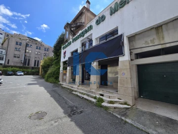 Loja para Venda em Viseu