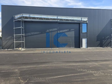 Loja para Arrendamento em Travassô e Óis da Ribeira