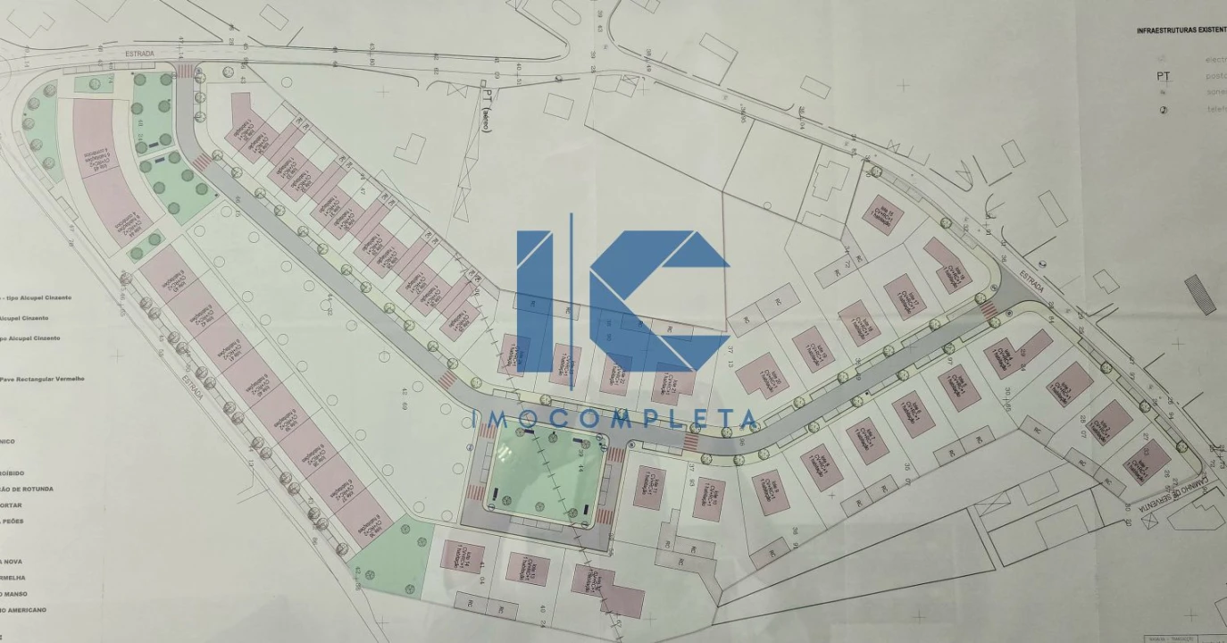 Terreno para Venda em Valongo do Vouga Foto 1