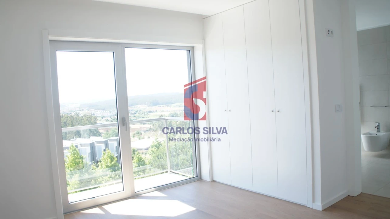 Moradia T3 para Venda em Gondifelos, Cavalões e Outiz Foto 7