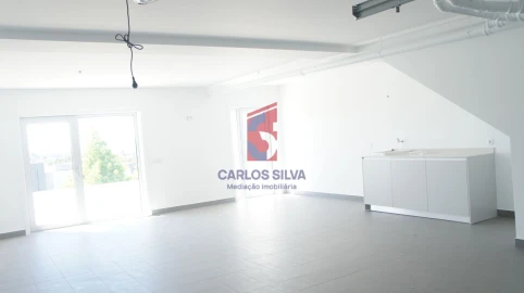 Moradia T3 para Venda em Gondifelos, Cavalões e Outiz