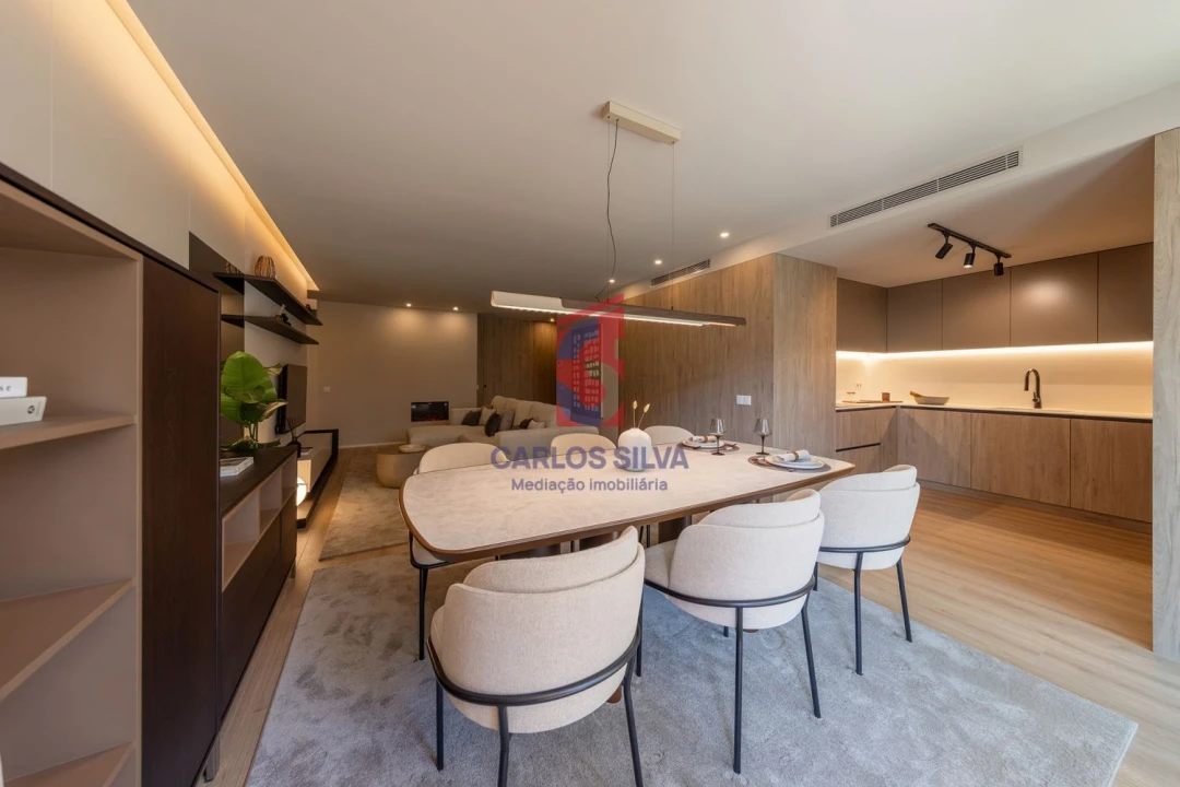 Apartamento T4 para Venda em Costa Foto 1
