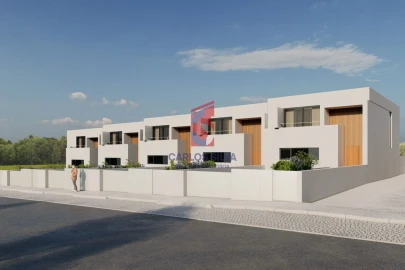 Moradia T3 para Venda em Silveiros e Rio Covo (Santa Eulália)