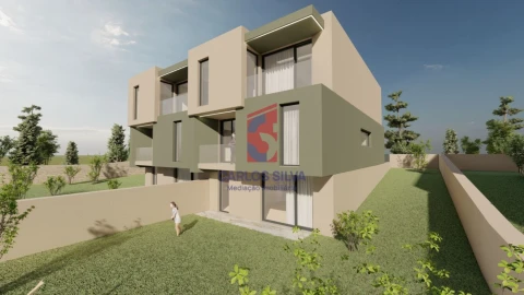 Moradia T3 para Venda em Fradelos