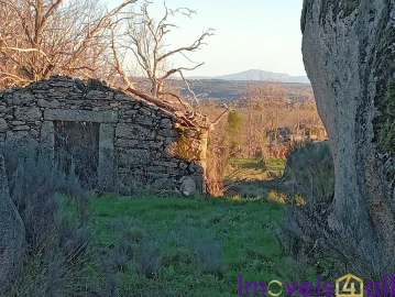 Terreno para Venda em Castanheira