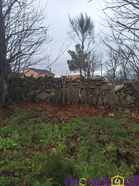 Terreno para Venda em Castanheira