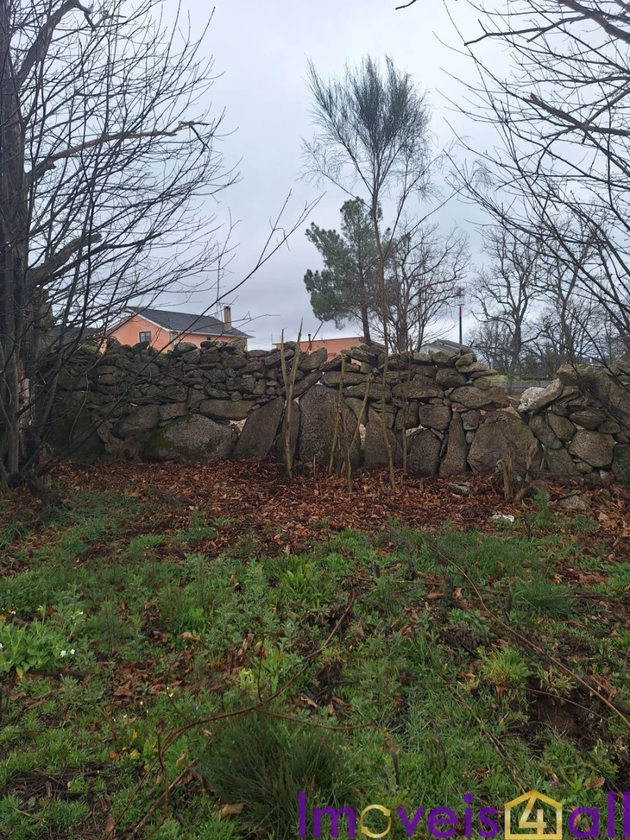 Terreno para Venda em Castanheira Foto 3