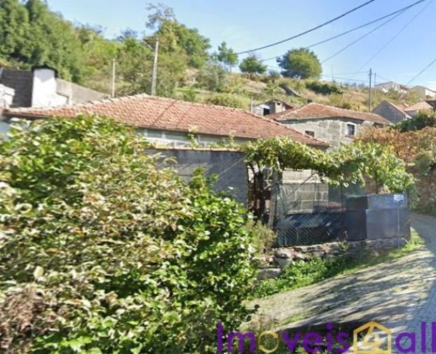 Moradia T3 para Venda em Loivos do Monte Foto 29
