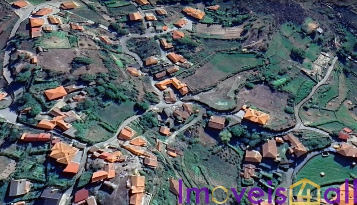 Moradia T3 para Venda em Loivos do Monte Foto 32