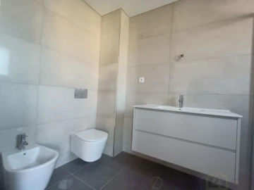 Apartamento T3 para Venda em Ramalde