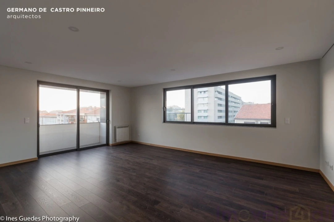 Apartamento T3 para Venda em Ramalde Foto 2