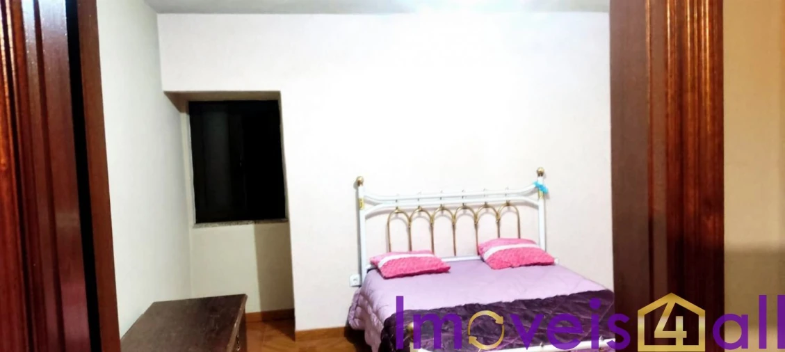 Quinta T2 para Venda em Campelo e Ovil Foto 13