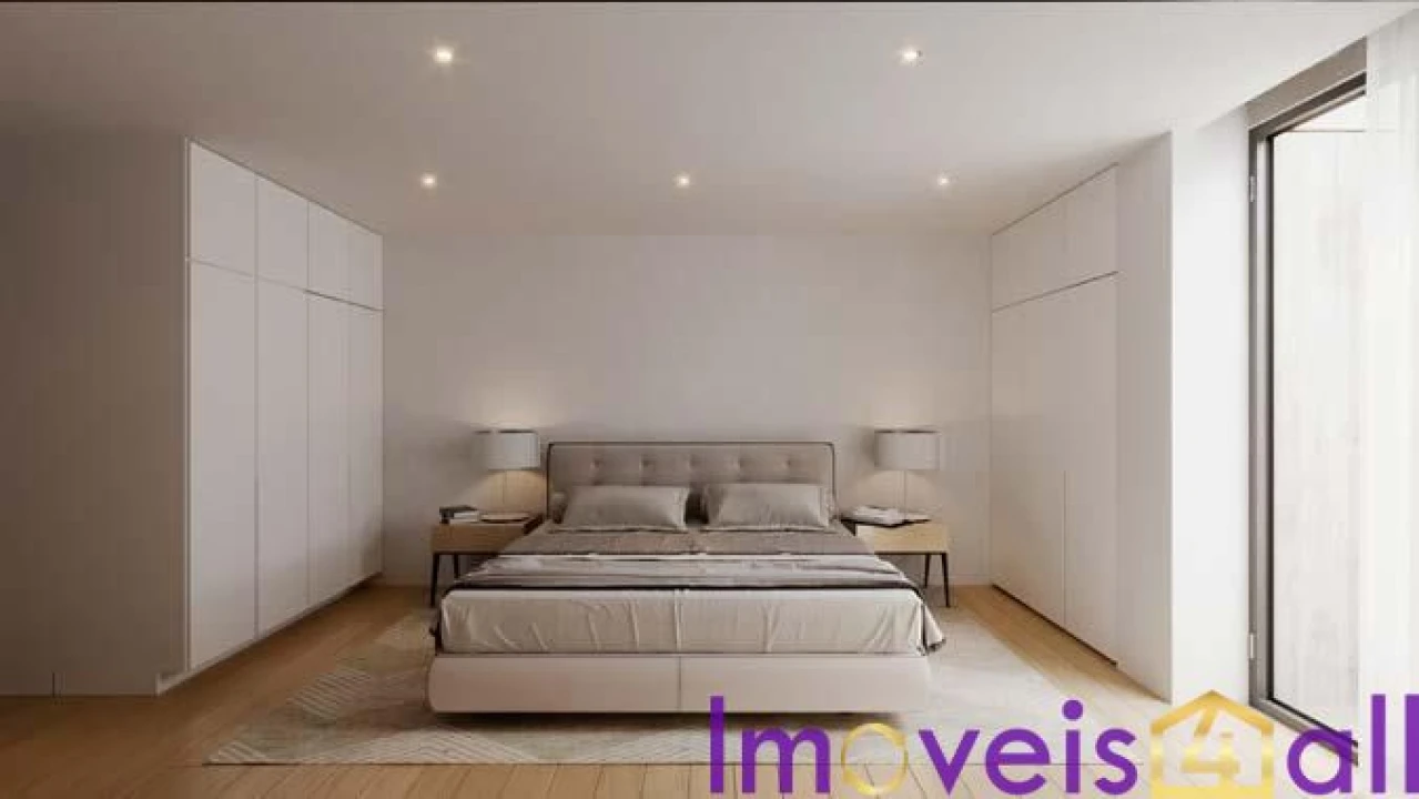 Apartamento T3 para Venda em Paranhos Foto 3