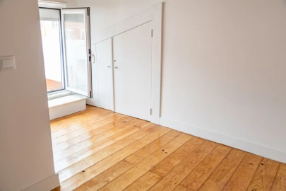 Apartamento T2 para Venda em Misericórdia