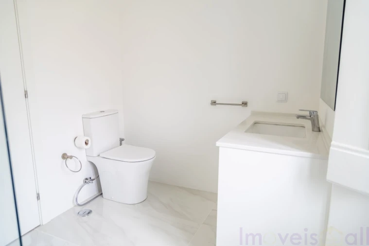 Apartamento T2 para Venda em Misericórdia Foto 23