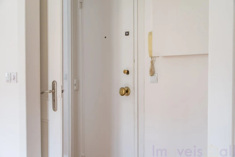 Apartamento T2 para Venda em Misericórdia Foto 13